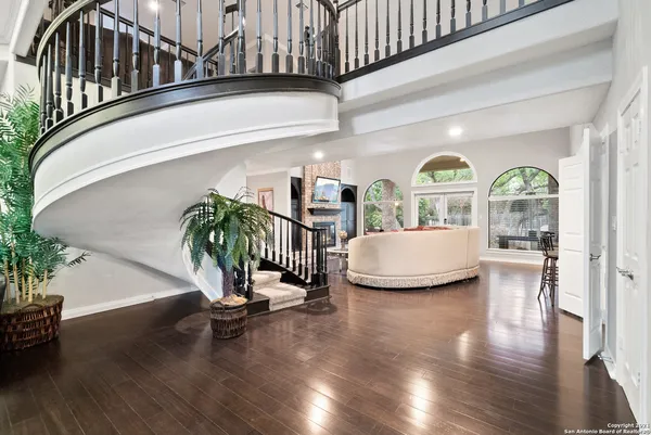 a view of livingroom with furniture and wooden floor