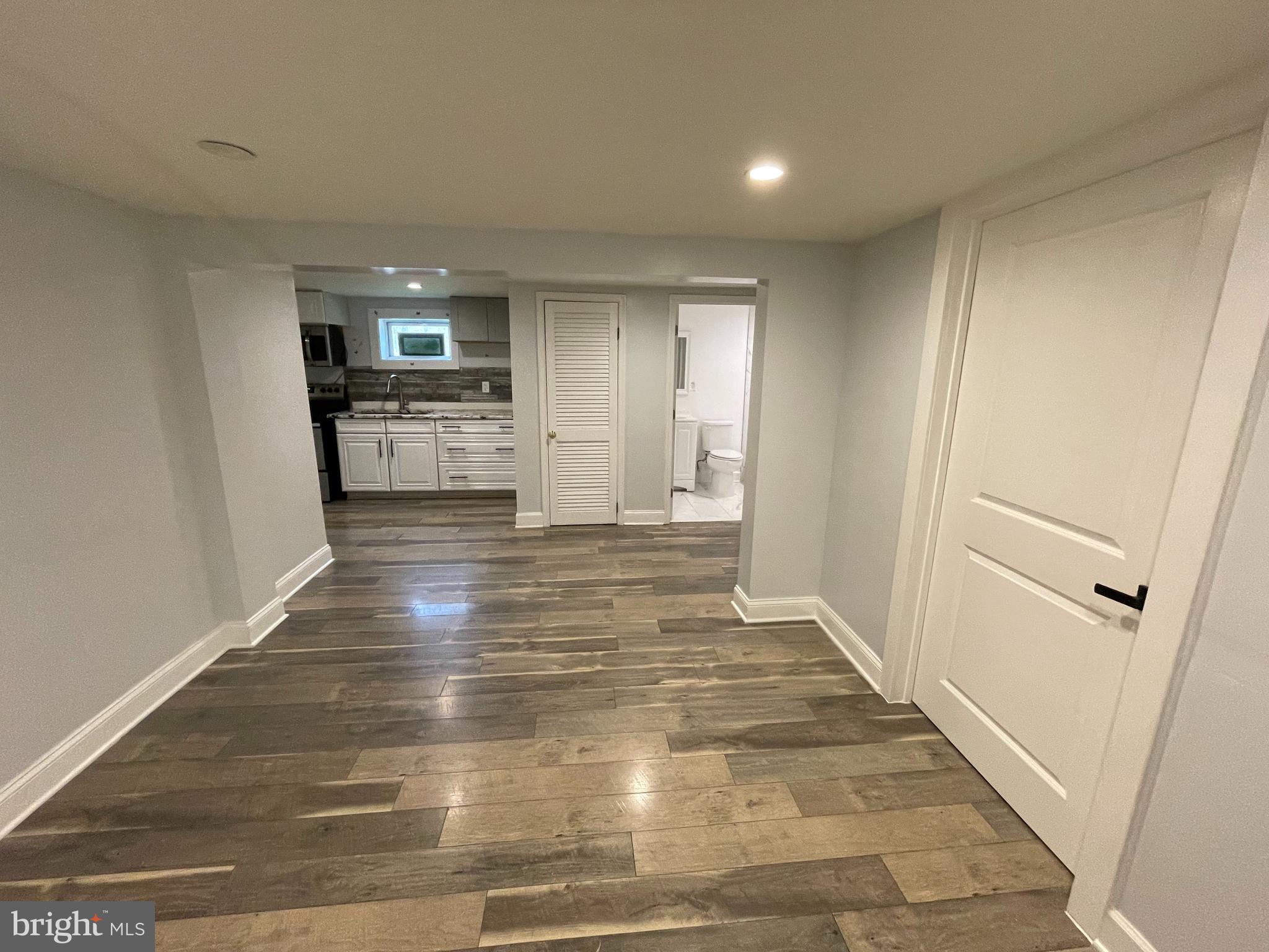 7237 Old Columbia Road Columbia, MD 21046 - Photo 22 of 44 basement dining/area