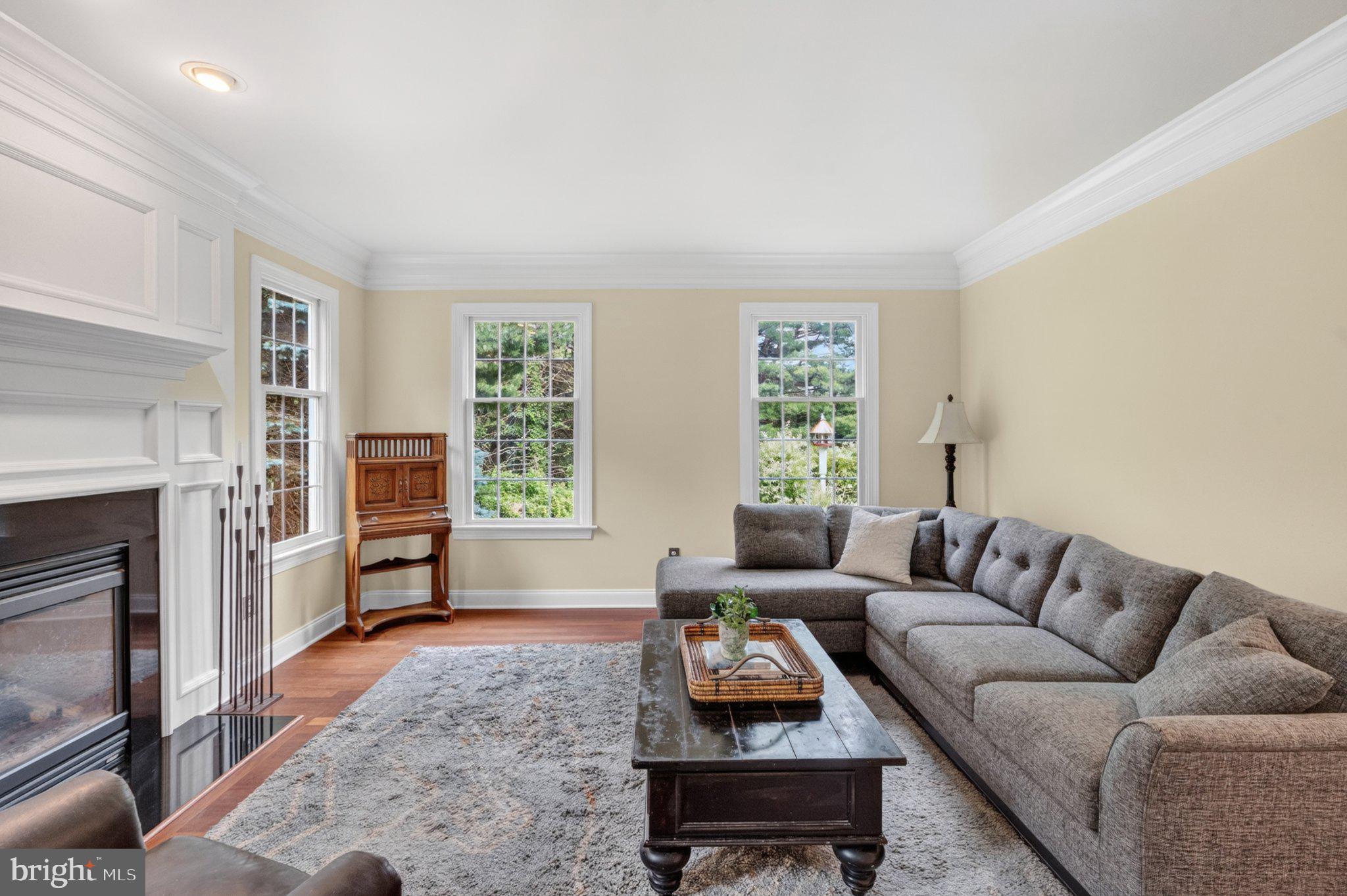 342 Ring Road Chadds Ford, PA 19317 - Photo 8 of 95 Bright and inviting living space.