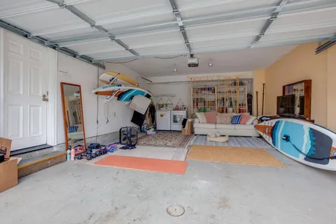 $1,700,000 | 4556 Cove Drive, Carlsbad, CA 92008