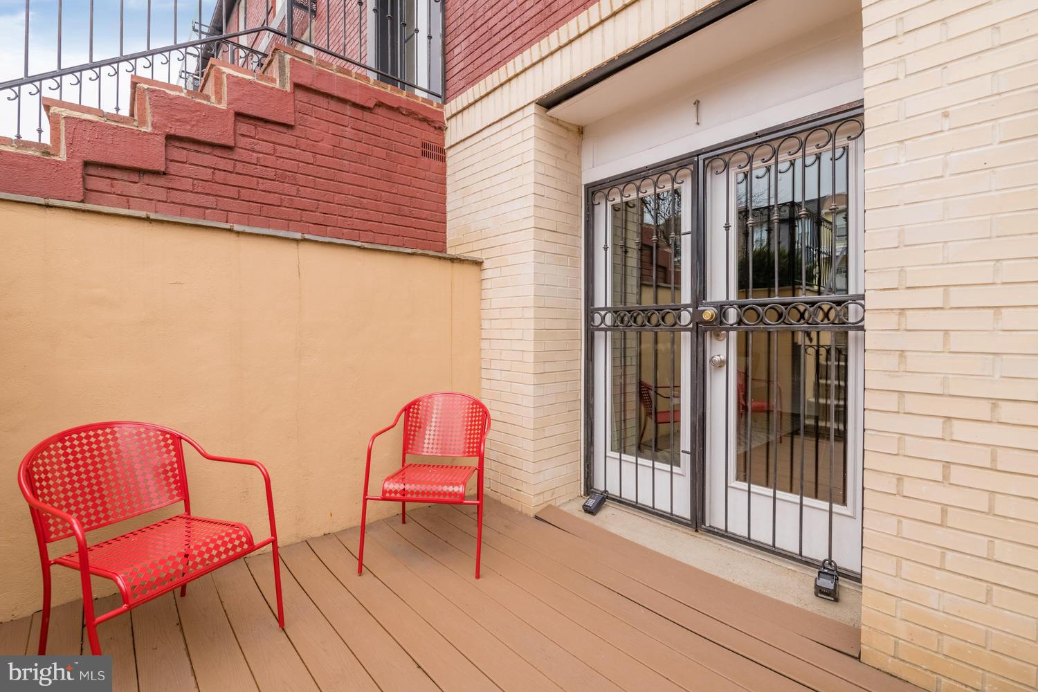 132 18th Street Southeast, Unit 1 Washington, DC 20003 - Photo 4 of 30 Exterior (Front)