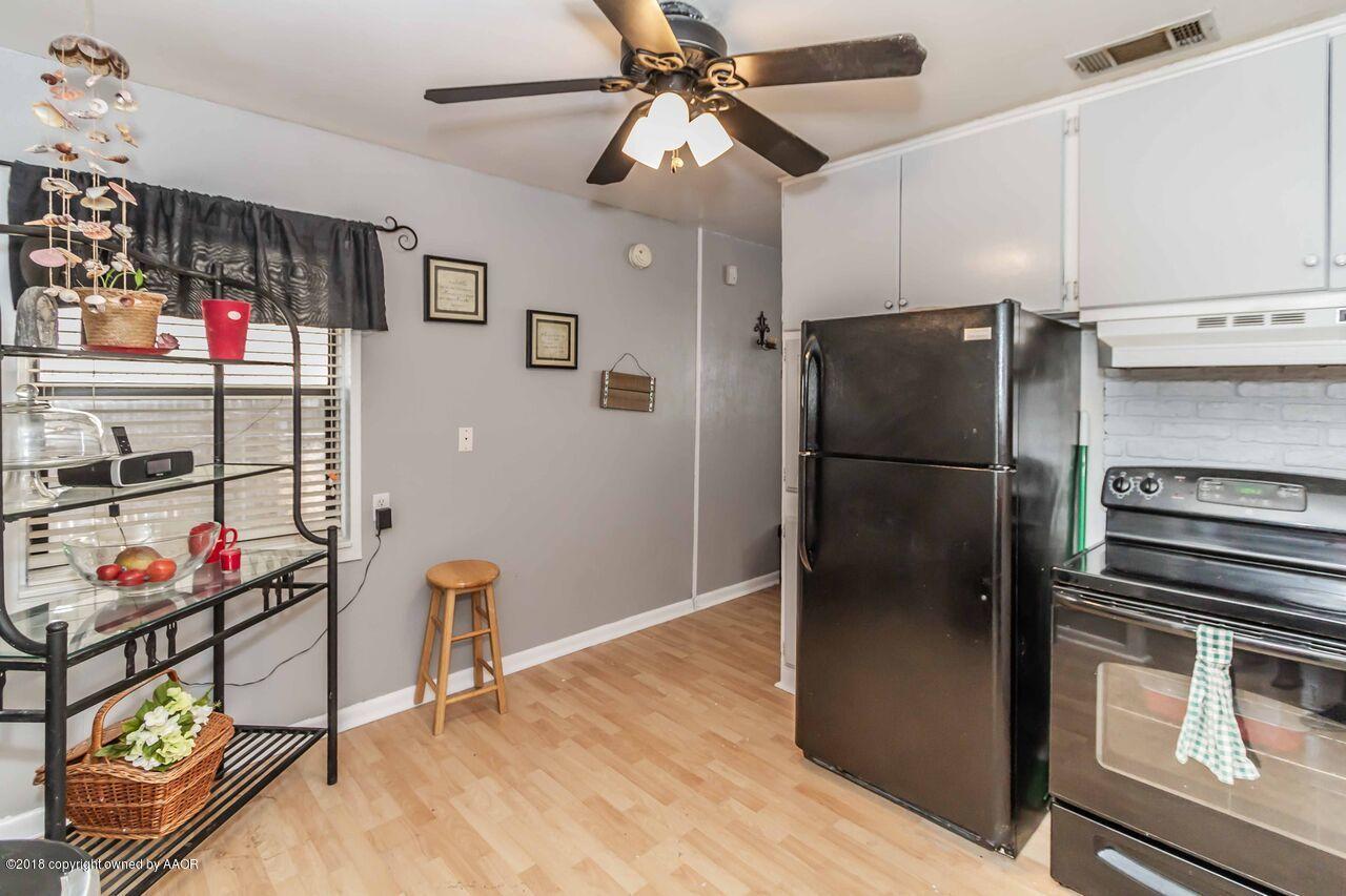 1502 Southwest 48th Avenue Amarillo, TX 79110 - Photo 6 of 13 KITCHEN VIEW 2_preview