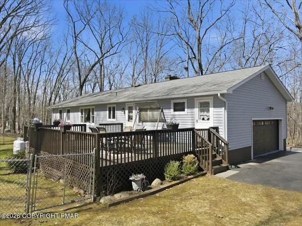 $339,900 | 20 Huckleberry Drive, East Stroudsburg, PA 18302
