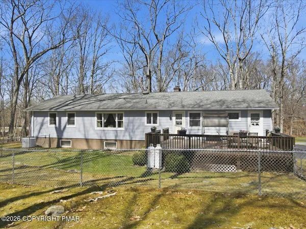 $339,900 | 20 Huckleberry Drive, East Stroudsburg, PA 18302