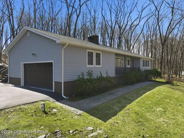 $339,900 | 20 Huckleberry Drive, East Stroudsburg, PA 18302