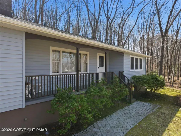 $339,900 | 20 Huckleberry Drive, East Stroudsburg, PA 18302