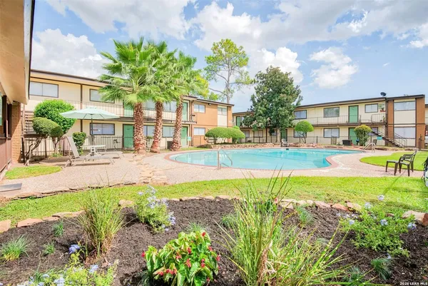 $1,150 | 4343 Shaver, Unit 426, Pasadena, TX 77504