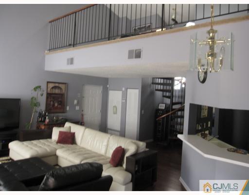 533 Edpas Road New Brunswick, NJ 08901 - Photo 6 of 10