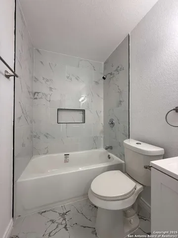 $2,000 | 8307 Maple Ridge Drive, San Antonio, TX 78239