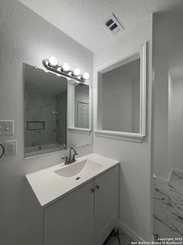 $2,000 | 8307 Maple Ridge Drive, San Antonio, TX 78239