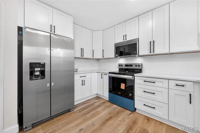 $2,590 | 1447 Pepperdine Court, Ballwin, MO 63021