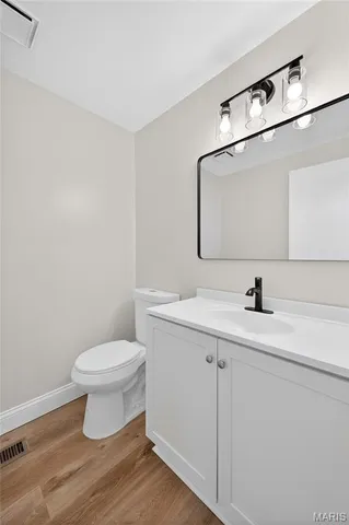 $2,590 | 1447 Pepperdine Court, Ballwin, MO 63021