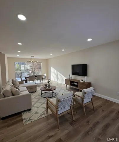 $2,590 | 1447 Pepperdine Court, Ballwin, MO 63021