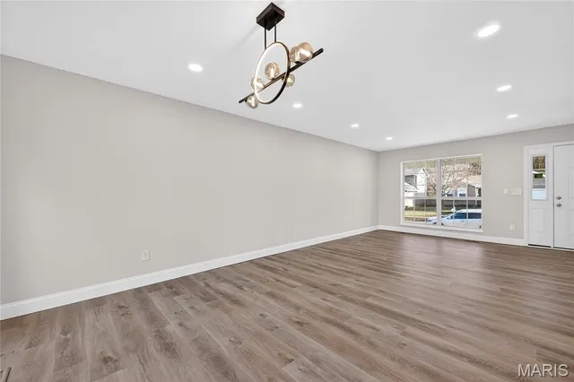 $2,590 | 1447 Pepperdine Court, Ballwin, MO 63021