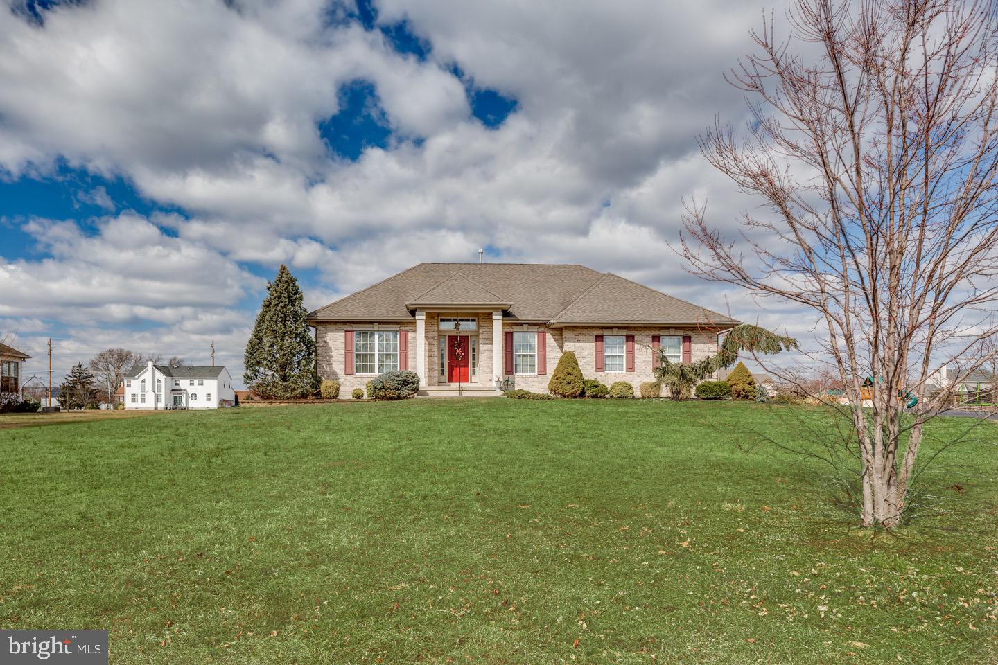 709 Rachael Drive Mickleton, NJ 08056 - Photo 2 of 42