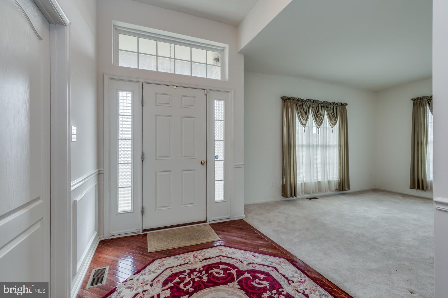 709 Rachael Drive Mickleton, NJ 08056 - Photo 5 of 42