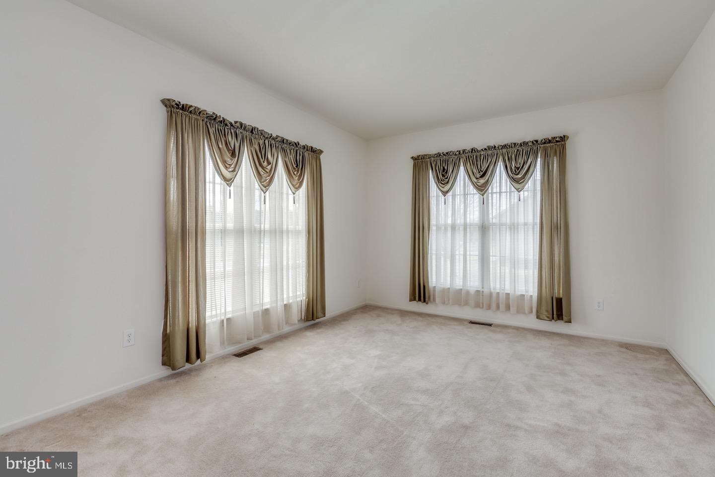 709 Rachael Drive Mickleton, NJ 08056 - Photo 6 of 42