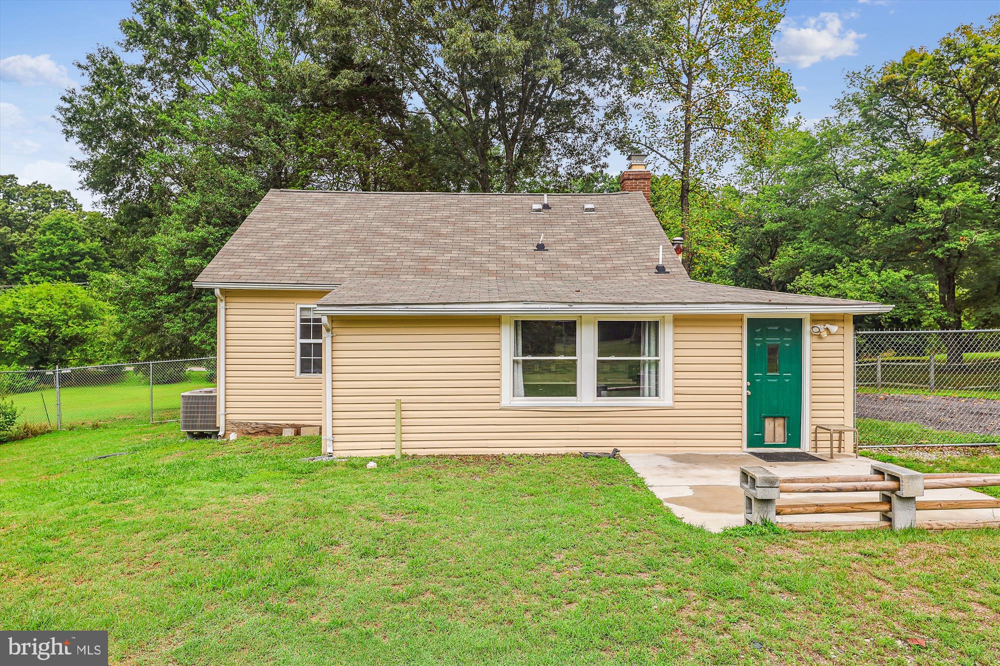 17804 Livingston Road Accokeek, MD 20607 - Photo 2 of 30