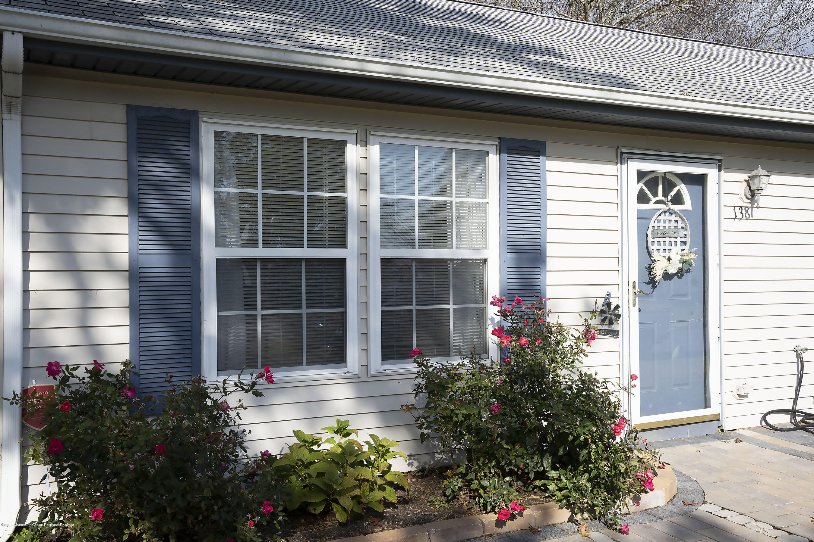 138 Village Drive Barnegat, NJ 08005 - Photo 4 of 24 1D FrontDoor