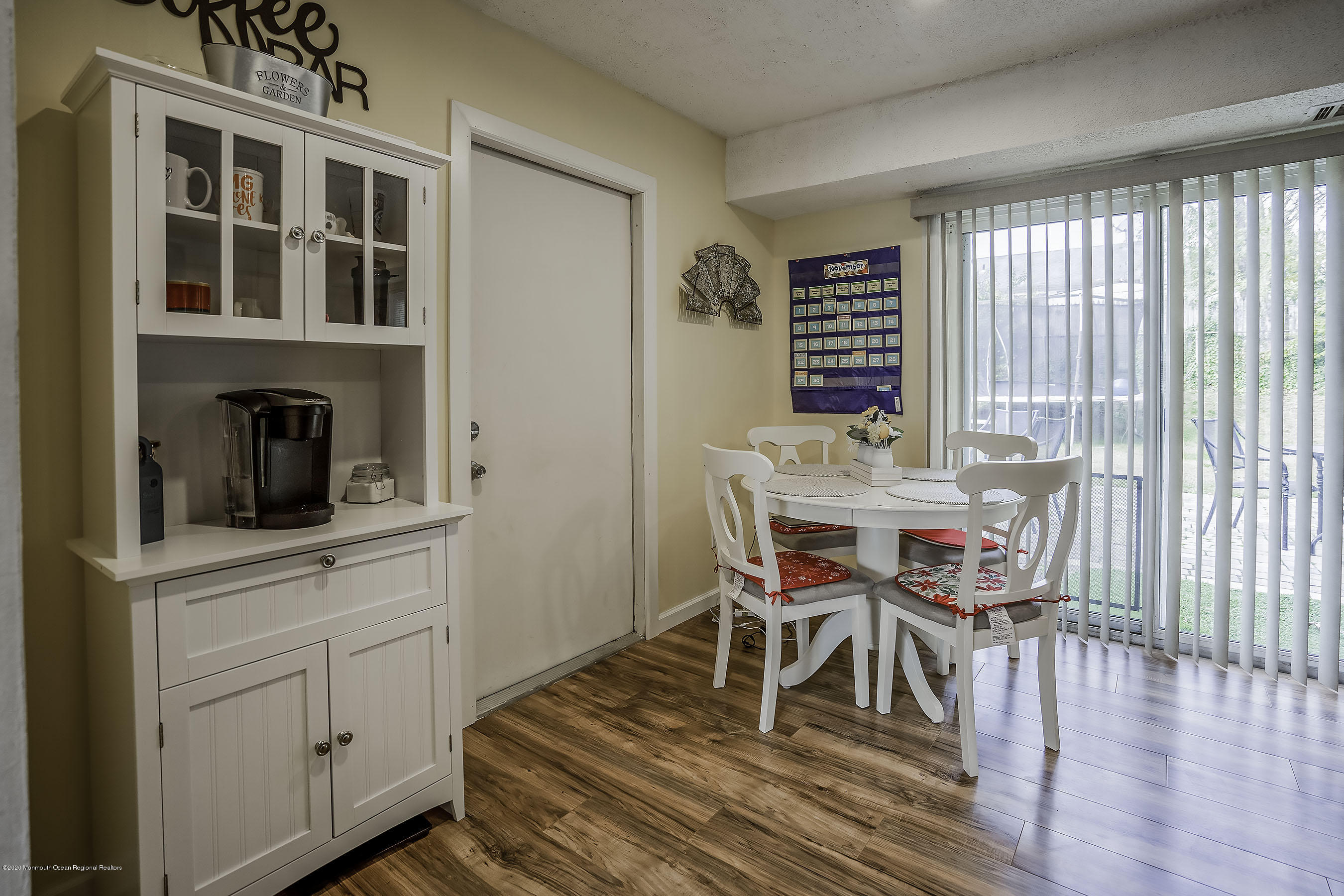 138 Village Drive Barnegat, NJ 08005 - Photo 7 of 24 1G Kitchen3