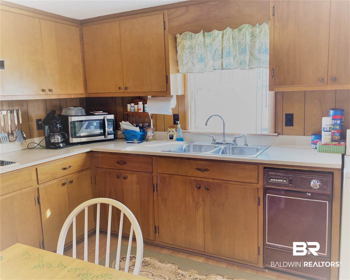 307 Mango Street Bay Minette, AL 36507 - Photo 10 of 19