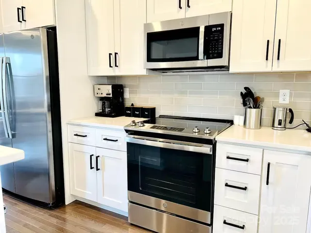 $679,000 | 1057 Riverside Drive, Asheville, NC 28804