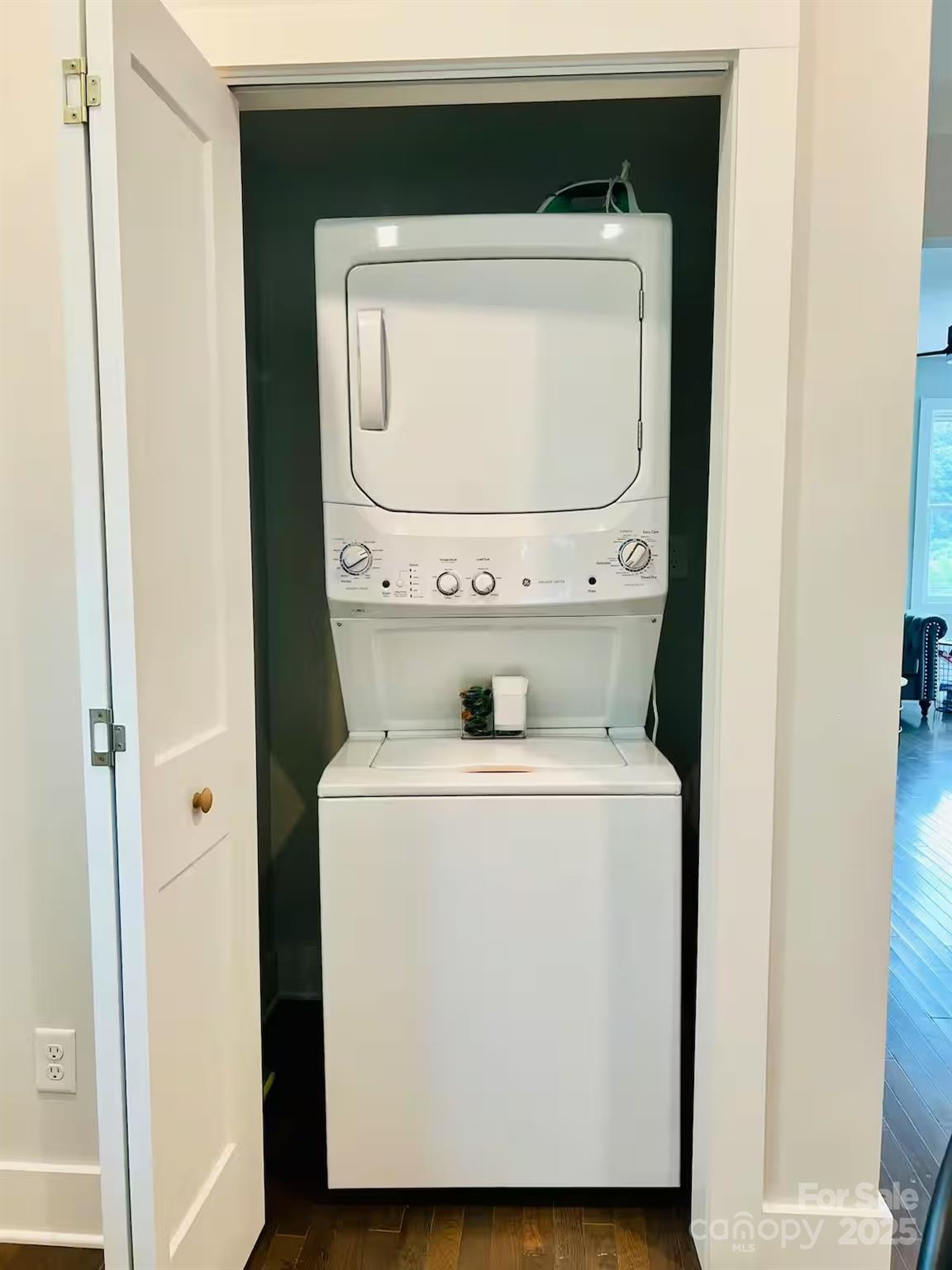 1057 Riverside Drive Asheville, NC 28804 - Photo 19 of 42 a utility room with dryer and washer