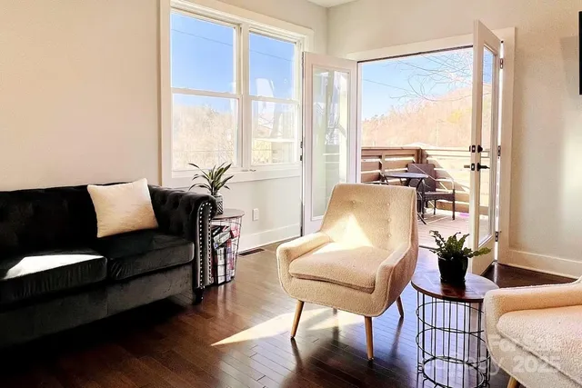 $679,000 | 1057 Riverside Drive, Asheville, NC 28804