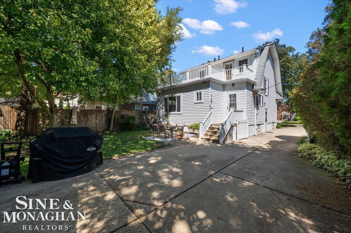 917 Fisher Road Grosse Pointe, MI 48230 - Photo 58 of 61 50186214-b40af11c-e77b-4544-9aeb-5571ae384b5c.JPG
