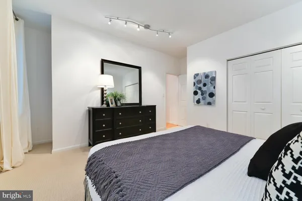 $2,250 | 1843 Mintwood Place Northwest, Unit 102, Washington, DC 20009