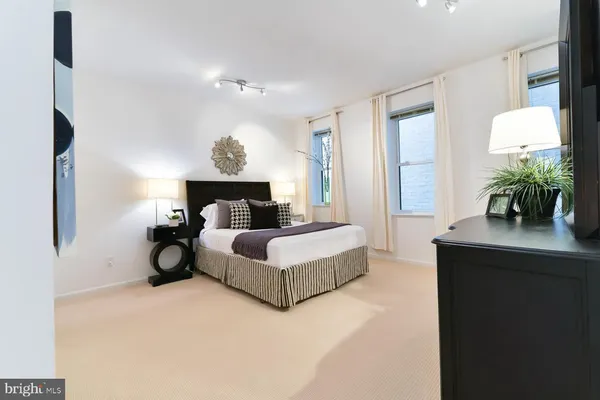 $2,250 | 1843 Mintwood Place Northwest, Unit 102, Washington, DC 20009