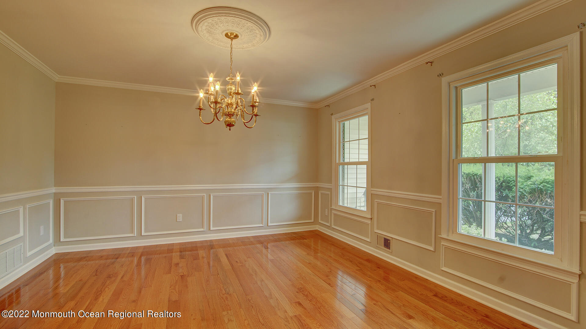 52 Bunker Hill Road Freehold, NJ 07728 - Photo 7 of 37 DSC09476And8more