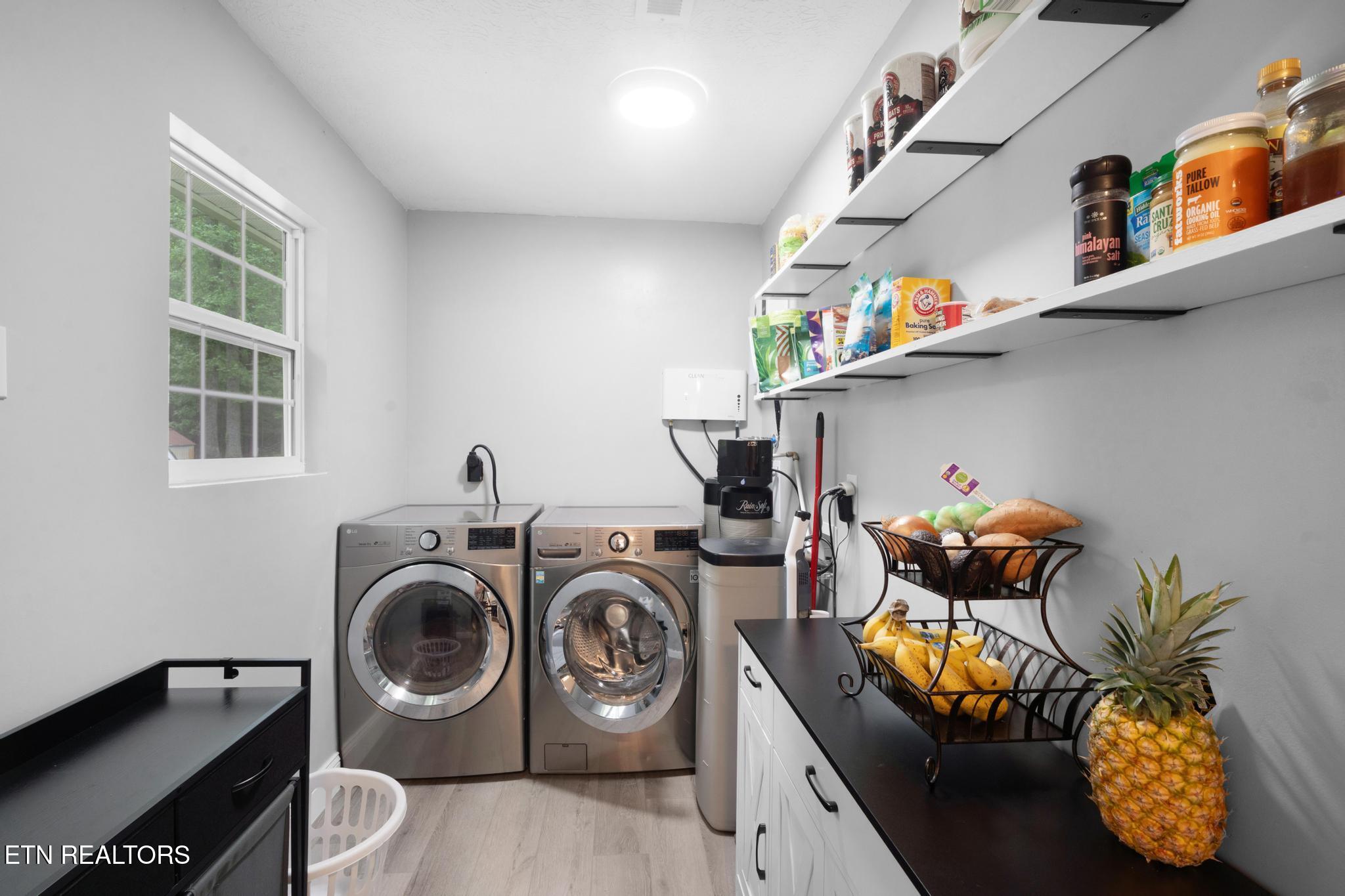 133 Mj Sheldon Road Harriman, TN 37748 - Photo 14 of 44 Laundry Room with Storage