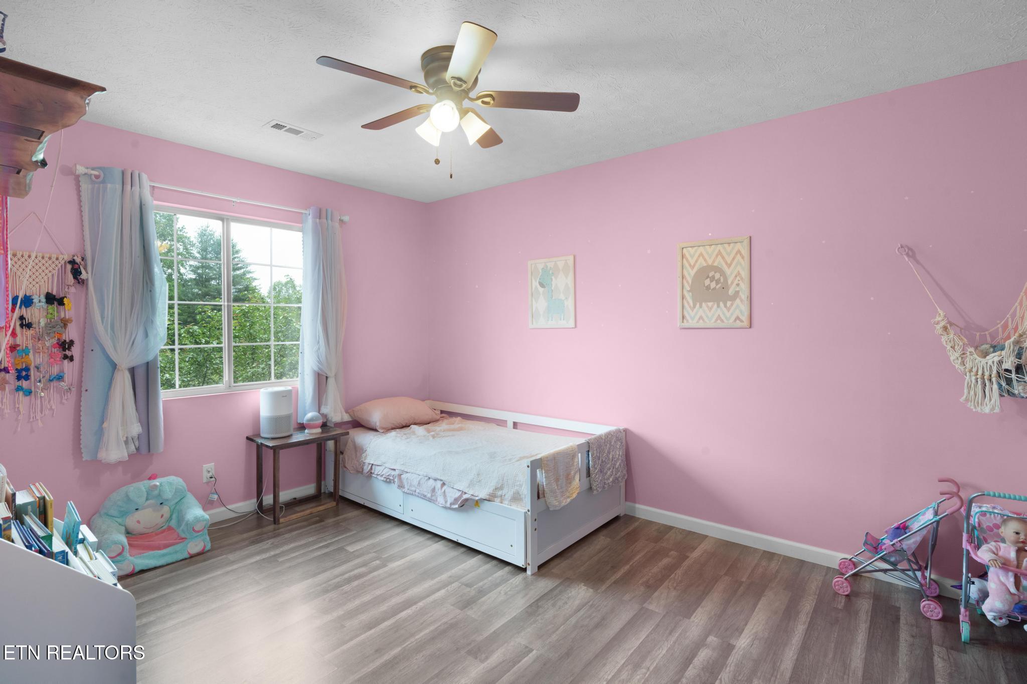 133 Mj Sheldon Road Harriman, TN 37748 - Photo 24 of 44 Bedroom 3; Upstairs