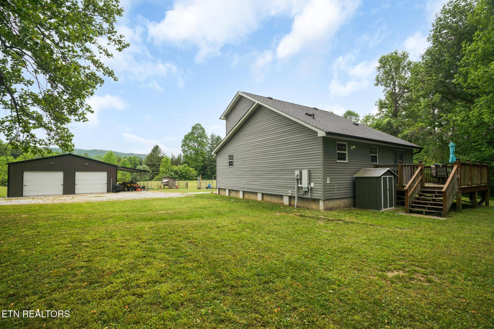 133 Mj Sheldon Road Harriman, TN 37748 - Photo 30 of 44 Side Yard