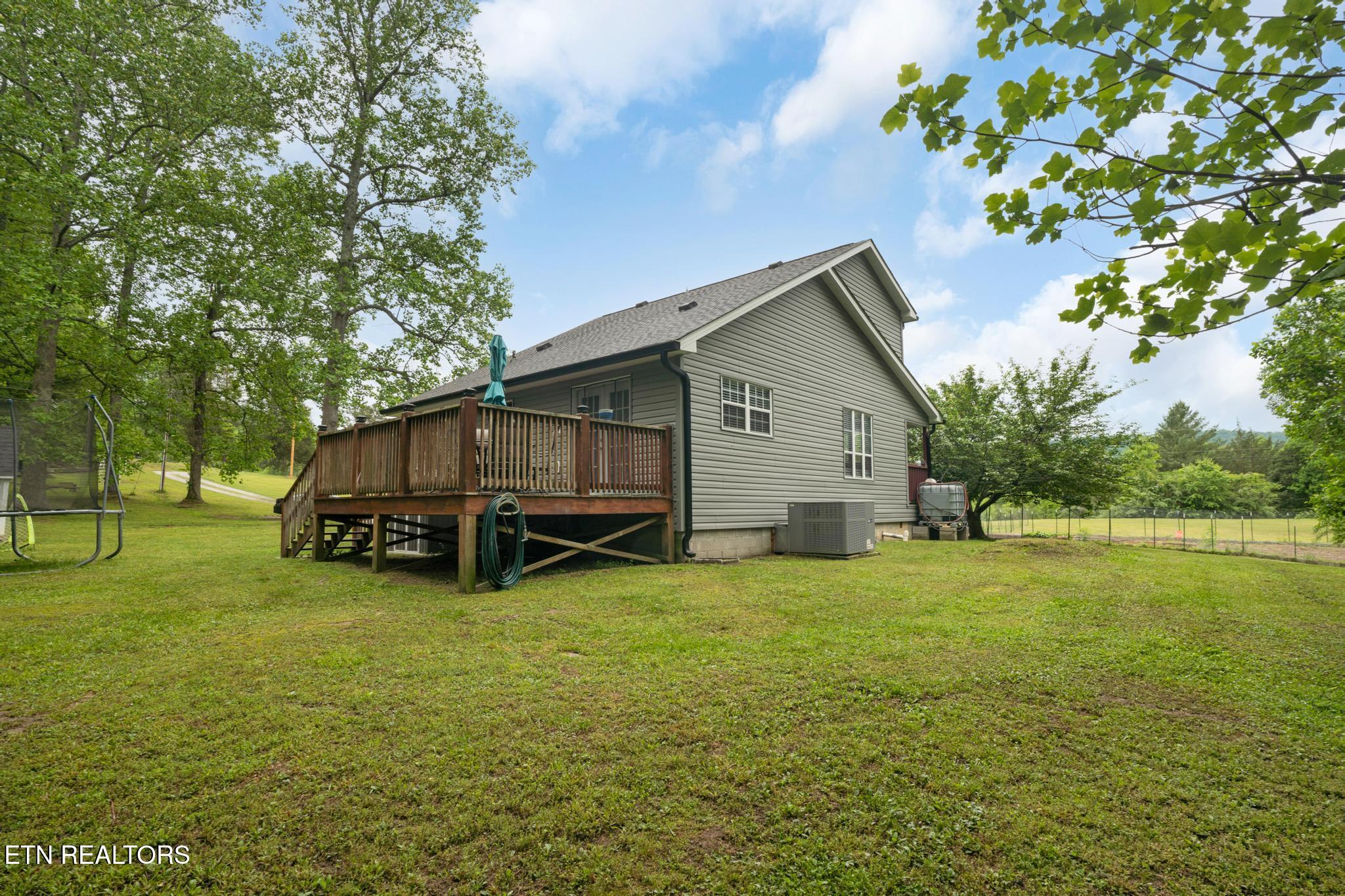 133 Mj Sheldon Road Harriman, TN 37748 - Photo 33 of 44 Side/Back Yard