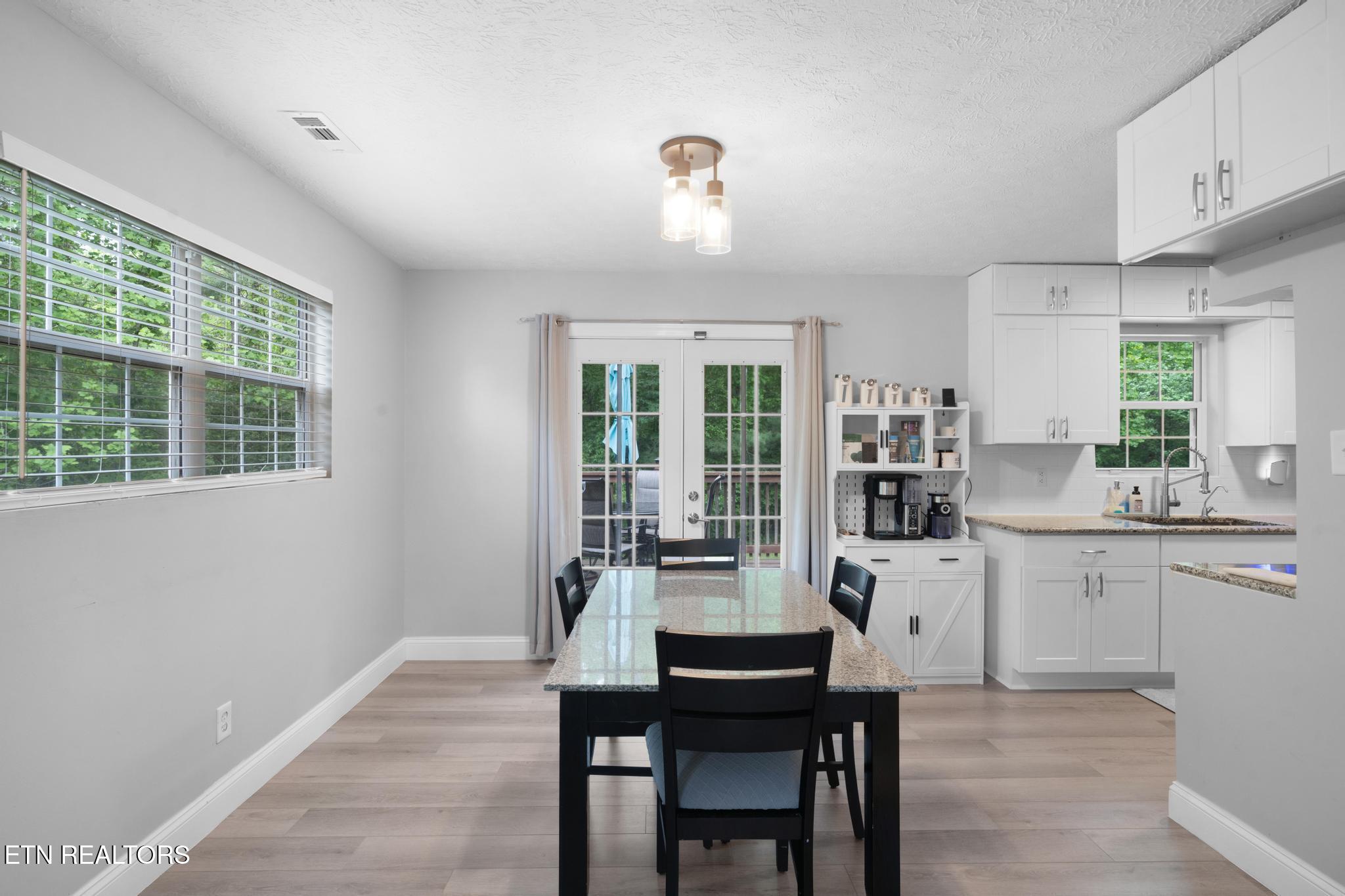 133 Mj Sheldon Road Harriman, TN 37748 - Photo 7 of 44 Dining area