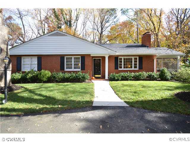 4411 Knob Road Richmond, VA 23235 - Photo 17 of 18 a front view of house with yard and green space