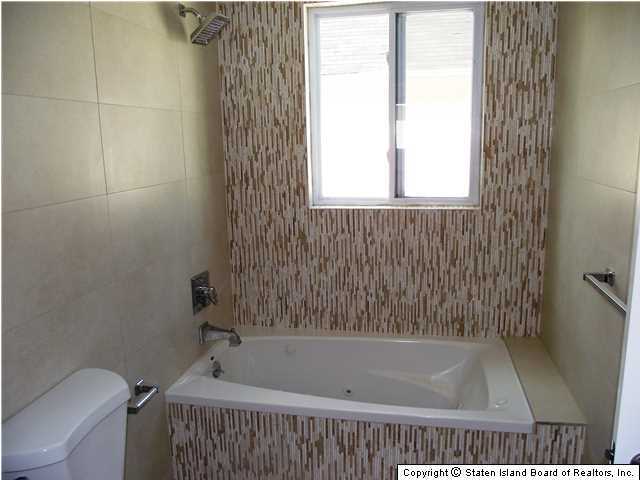 31 Midland Road Staten Island, NY 10308 - Photo 5 of 20 Additional Photo