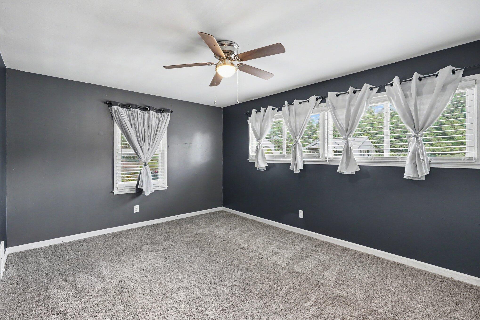 2975 Ridge Avenue Hebron, KY 41048 - Photo 14 of 27 015_file_3170
