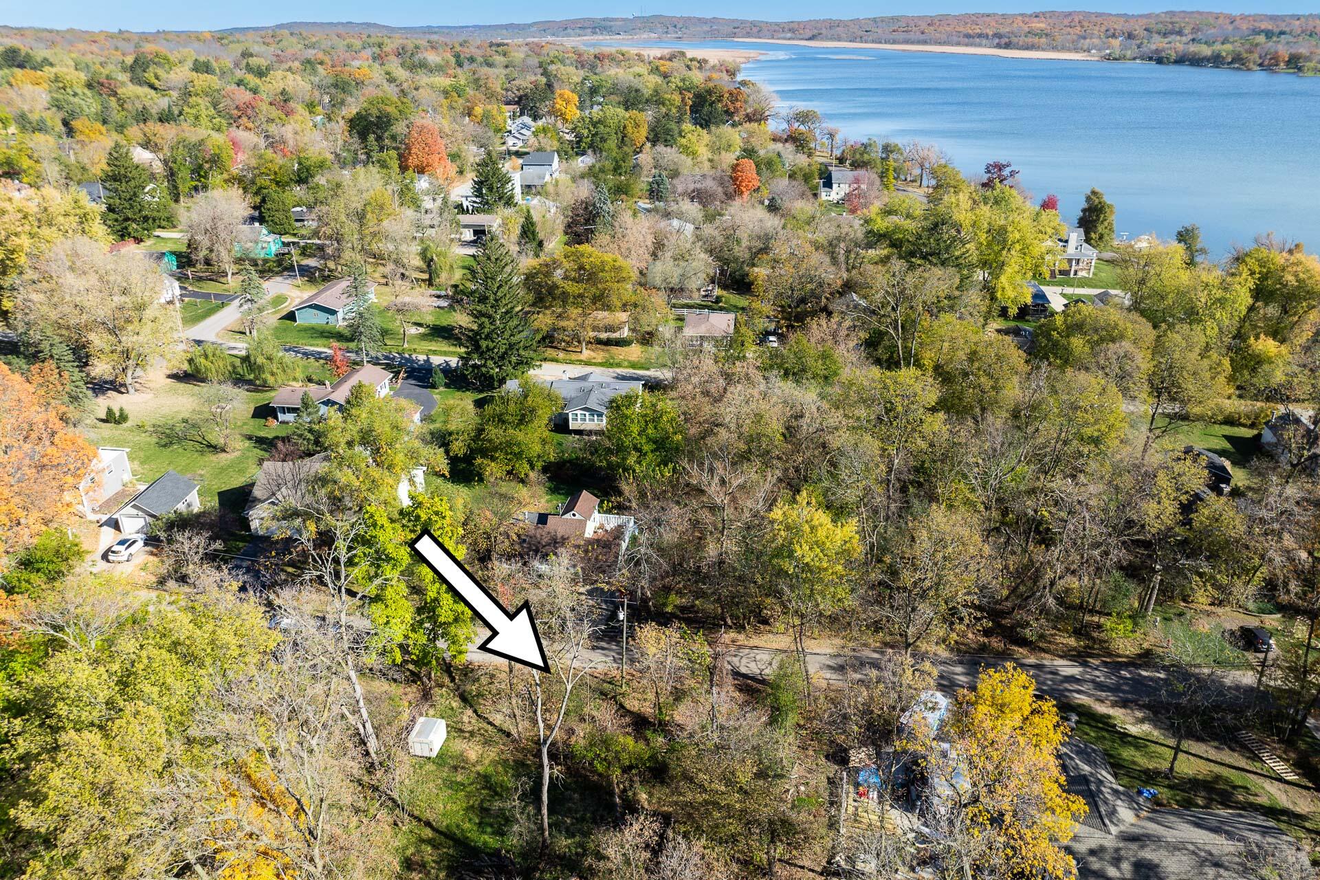 Lt0 Robin Road Geneva, WI 53147 - Photo 4 of 14 2 Blocks to Lake Como