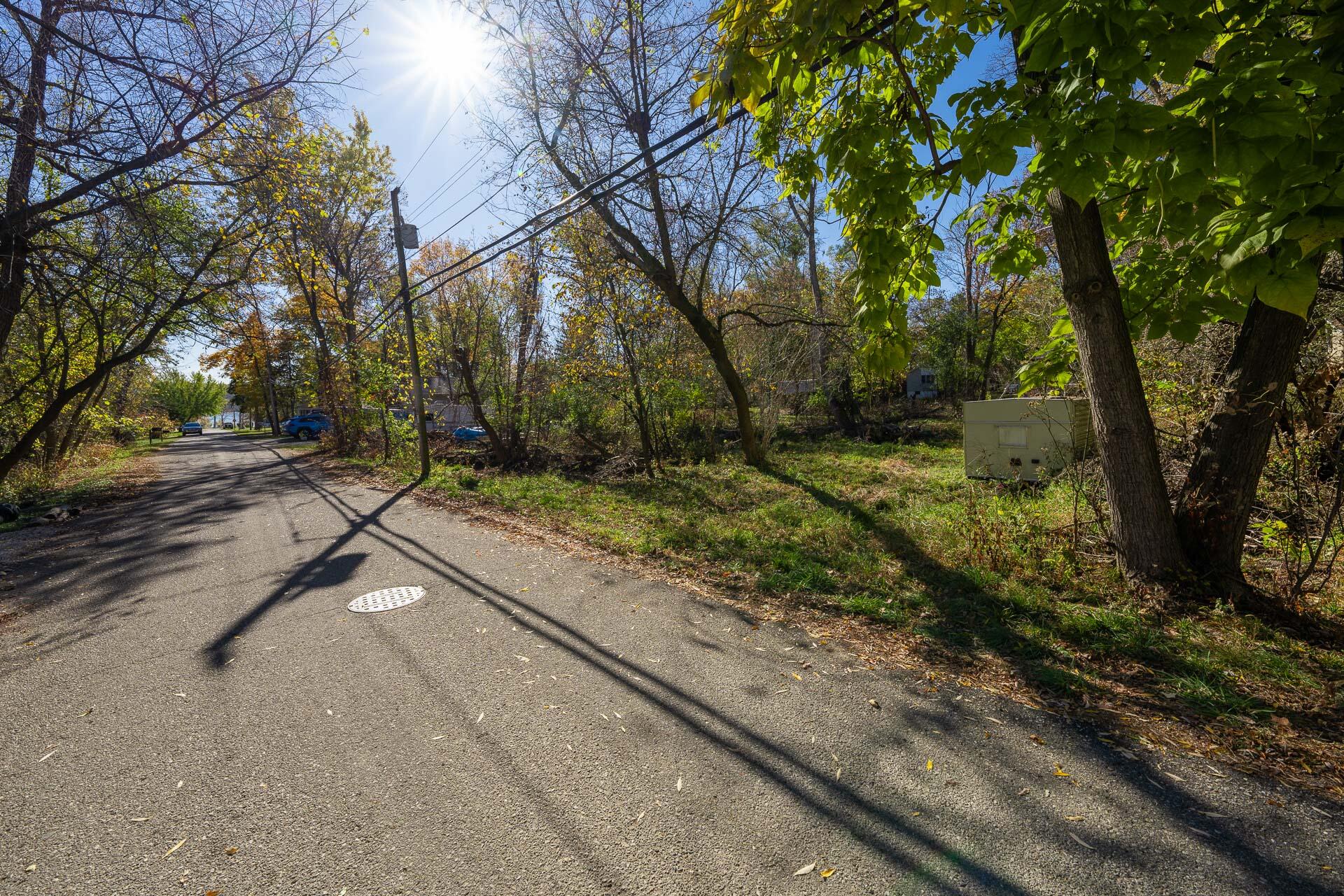 Lt0 Robin Road Geneva, WI 53147 - Photo 9 of 14 2 Blocks to Lake Como