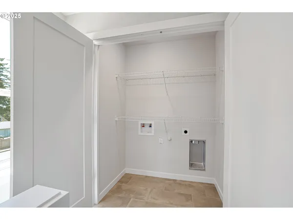 $339,900 | 15147 East Burnside Street, Portland, OR 97230