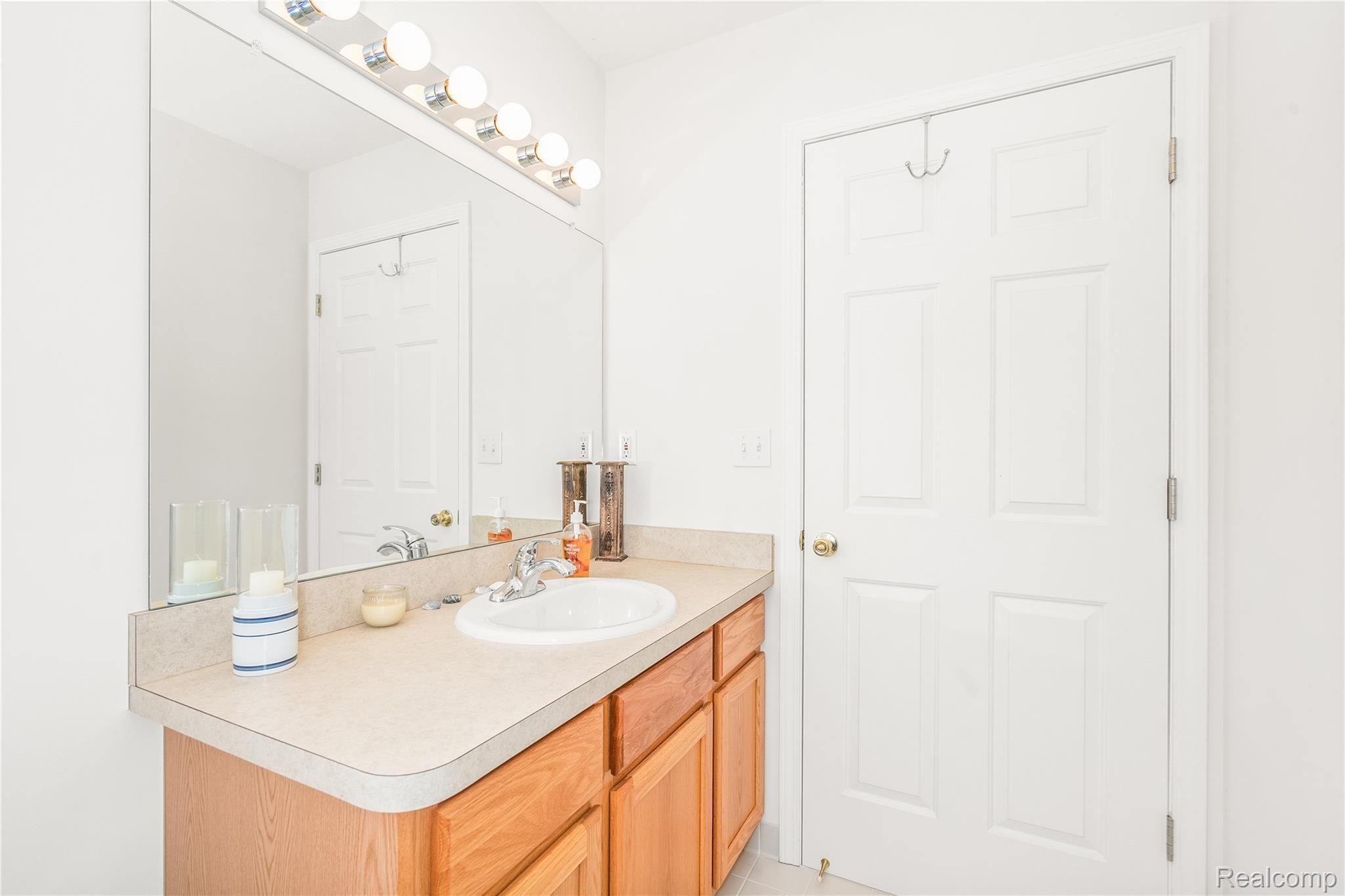 109 Rabbit Run Road Carleton, MI 48117 - Photo 21 of 42 109 Rabbit Run-0028.jpg