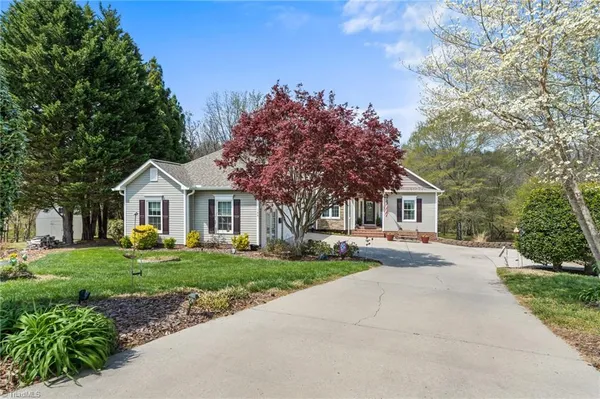 $525,000 | 106 Mae Matilda Court, Archdale, NC 27263