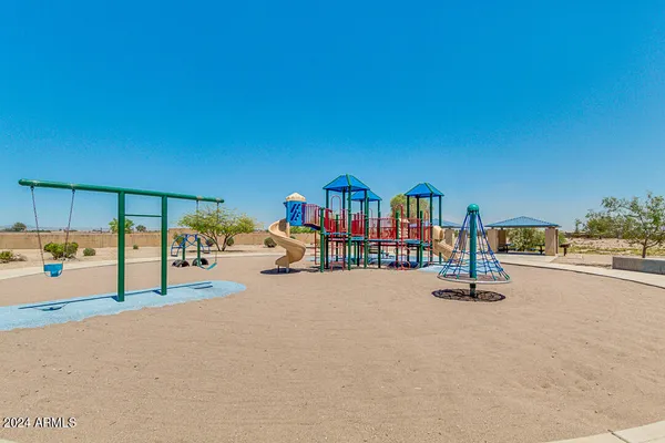 $338,990 | 1420 East Bealey Avenue, Coolidge, AZ 85128