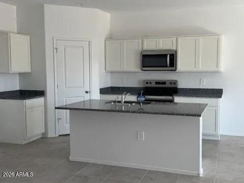 $338,990 | 1420 East Bealey Avenue, Coolidge, AZ 85128