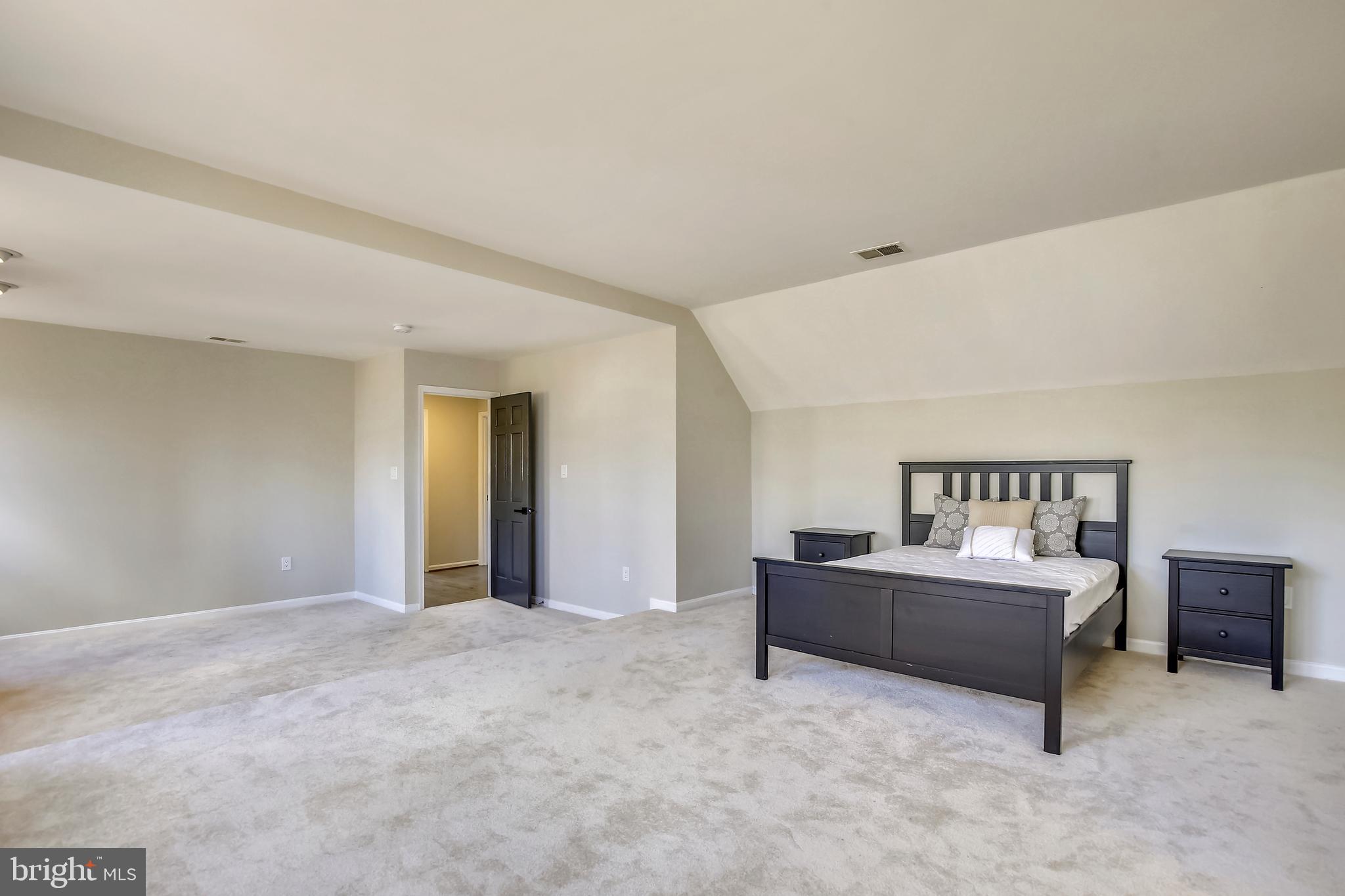 1508 Laurel Hill Road Vienna, VA 22182 - Photo 21 of 57 Gallery Image 21