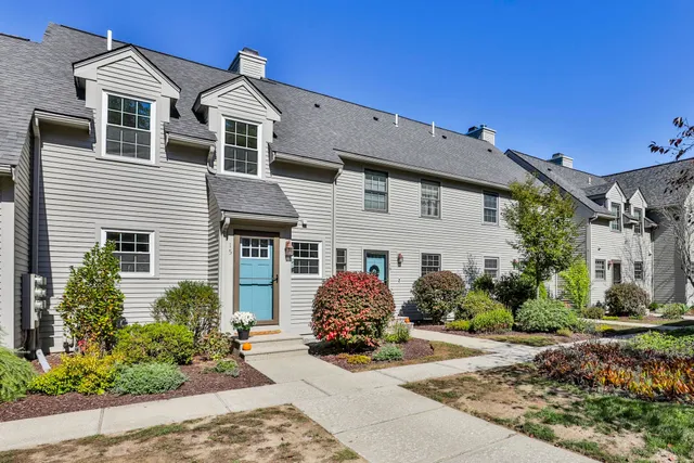 $450,000 | 6 Veterans Road, Unit 15, Amherst, NH 03031