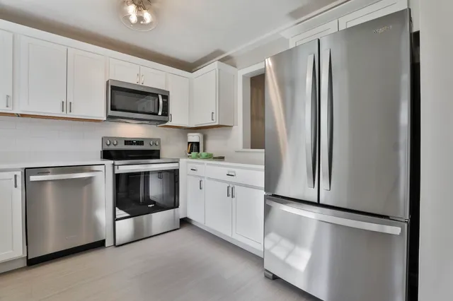 $450,000 | 6 Veterans Road, Unit 15, Amherst, NH 03031